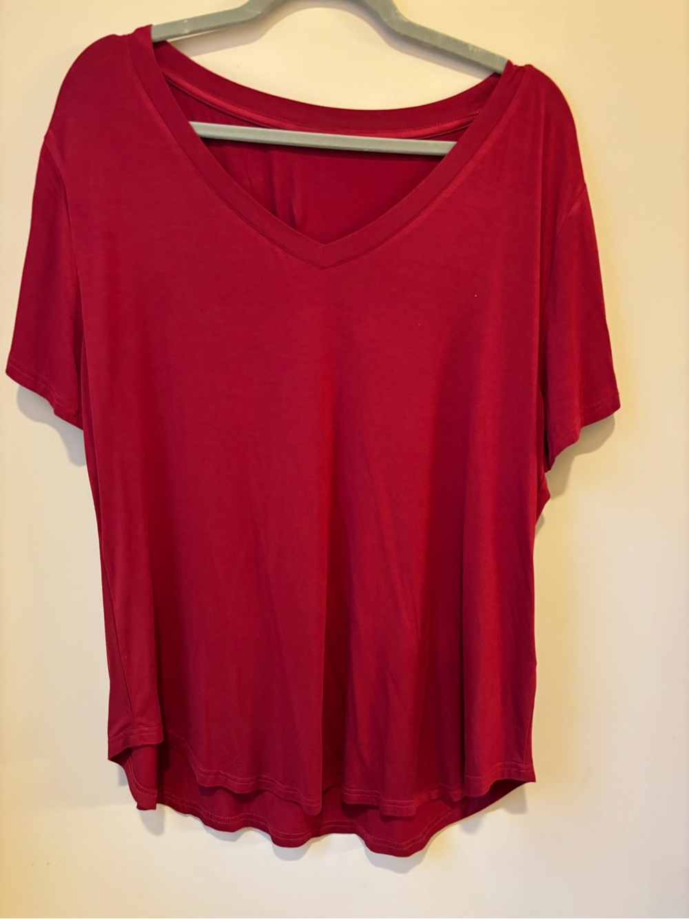 Classic V-Neck Short Sleeve Top - Rust Red Color